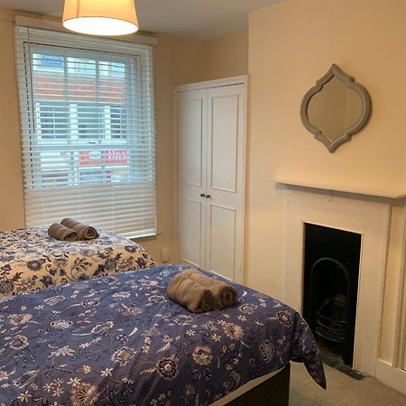 The Salisbury Townhouse Apartment ภายนอก รูปภาพ