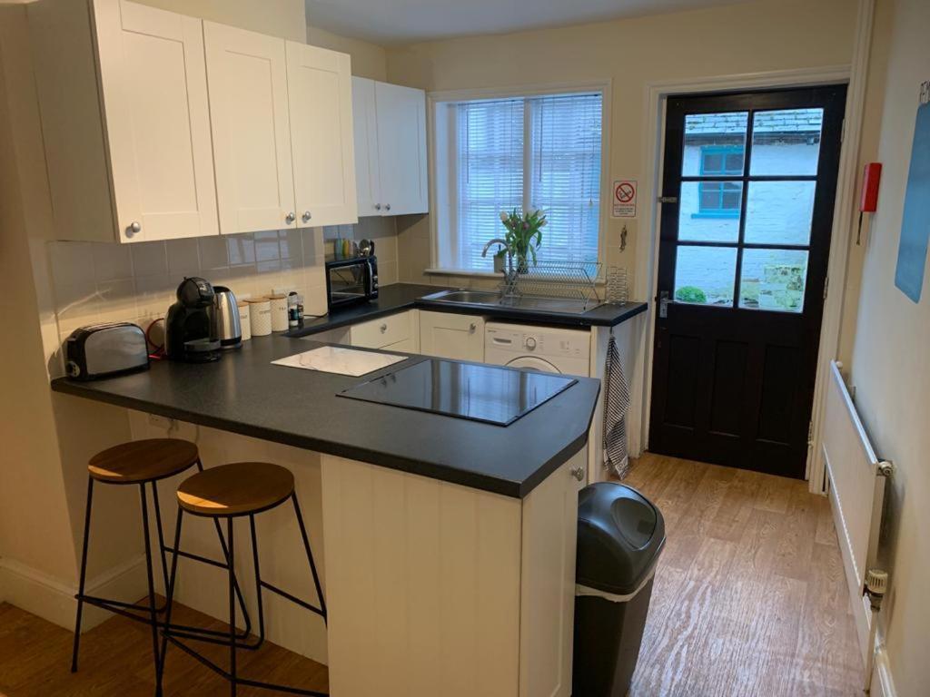 The Salisbury Townhouse Apartment ภายนอก รูปภาพ